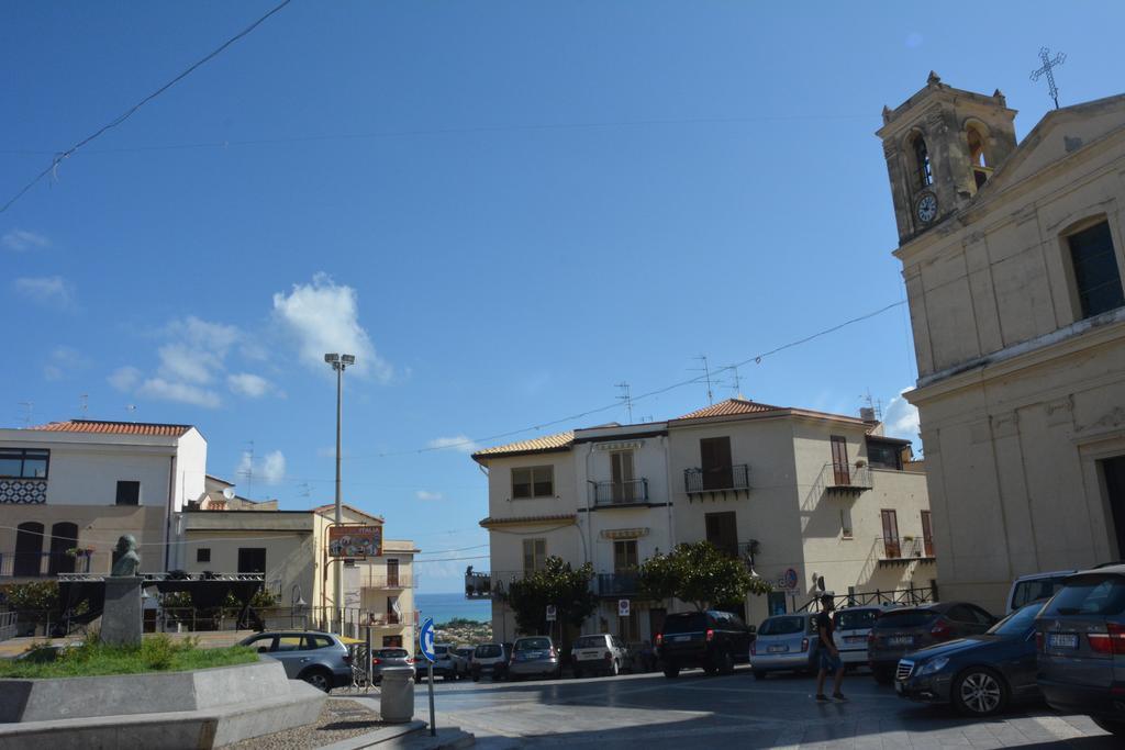 Ferienwohnung Casa Eleonora Campofelice Di Roccella Zimmer foto