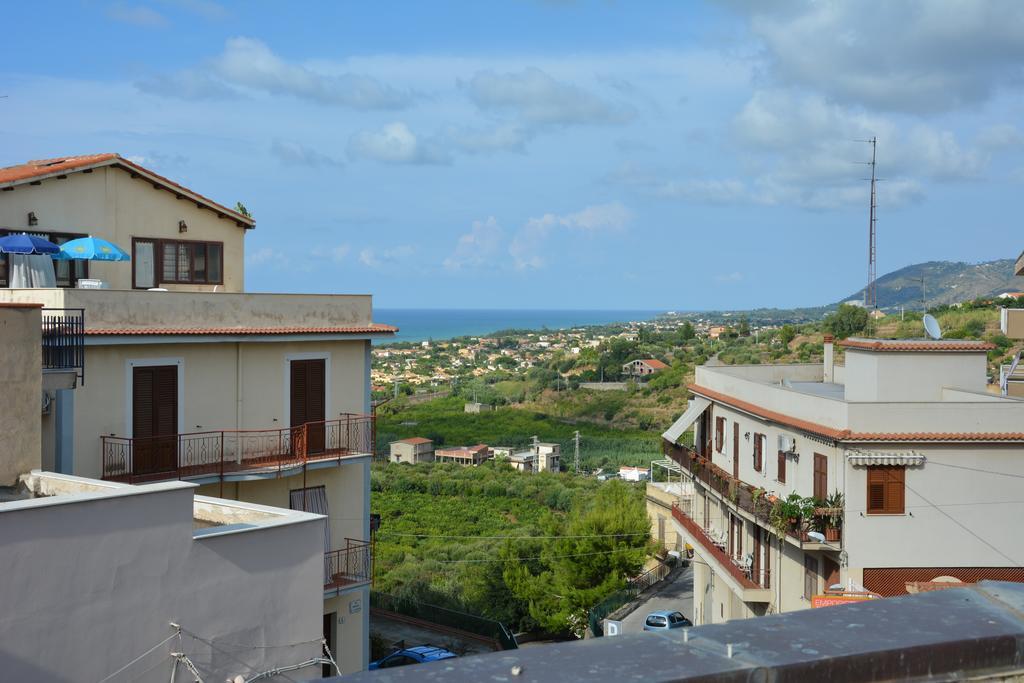 Ferienwohnung Casa Eleonora Campofelice Di Roccella Zimmer foto