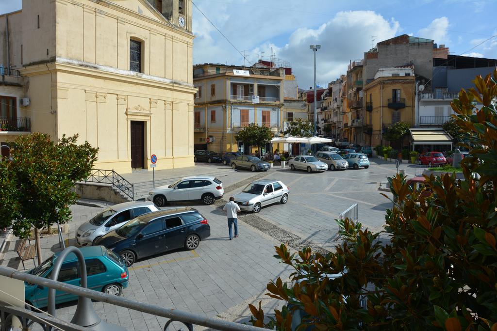 Ferienwohnung Casa Eleonora Campofelice Di Roccella Zimmer foto