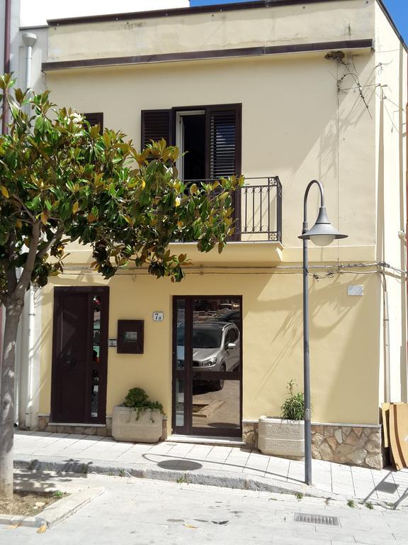 Ferienwohnung Casa Eleonora Campofelice Di Roccella Exterior foto
