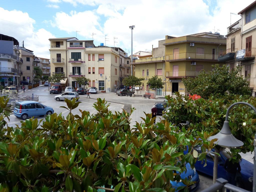 Ferienwohnung Casa Eleonora Campofelice Di Roccella Exterior foto