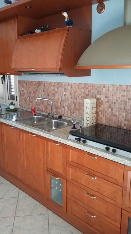 Ferienwohnung Casa Eleonora Campofelice Di Roccella Exterior foto