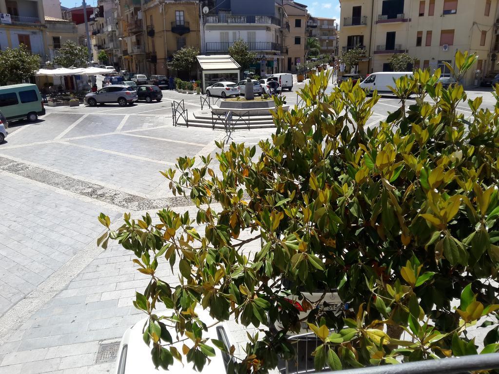 Ferienwohnung Casa Eleonora Campofelice Di Roccella Exterior foto