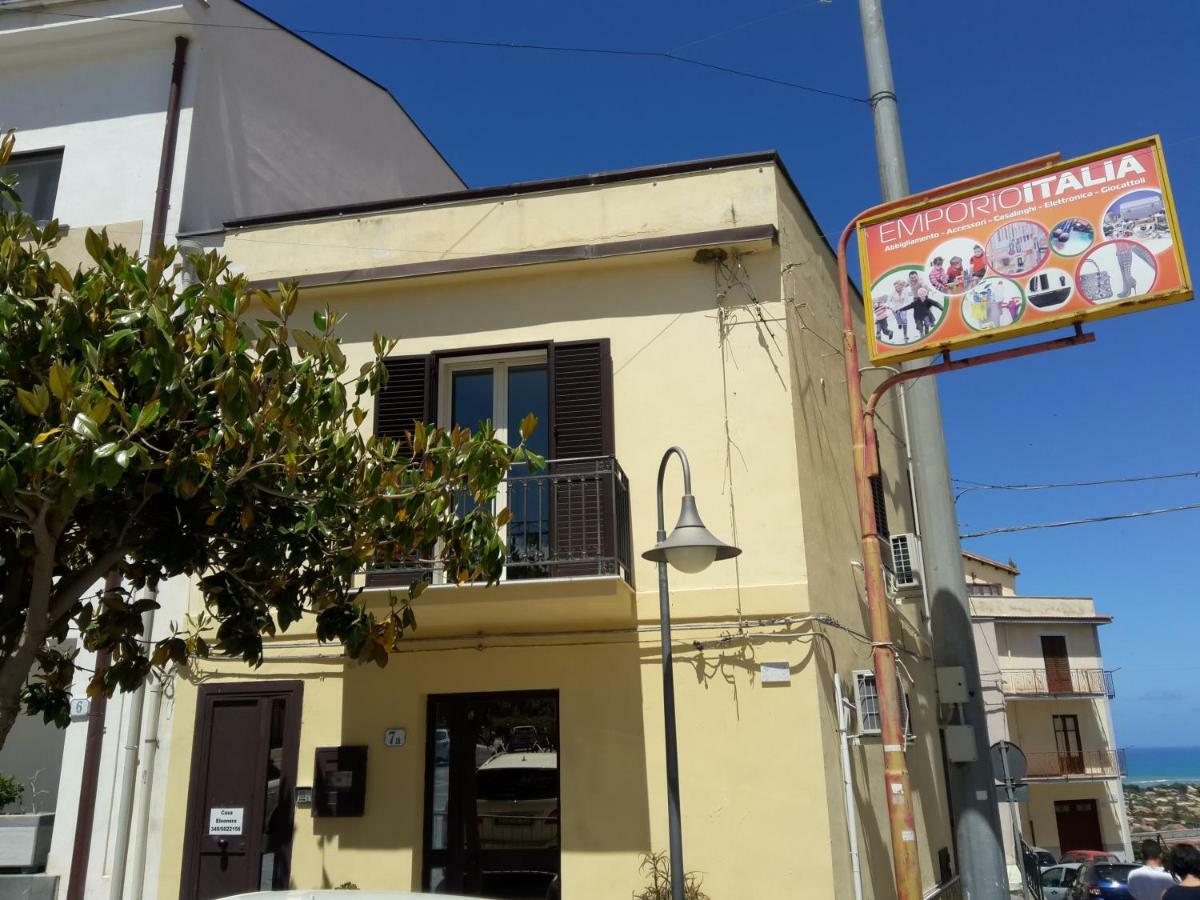 Ferienwohnung Casa Eleonora Campofelice Di Roccella Exterior foto