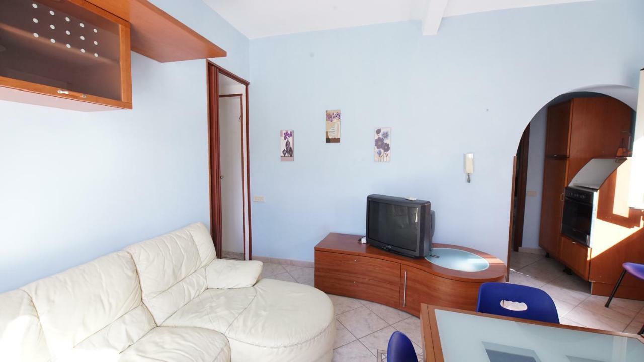 Ferienwohnung Casa Eleonora Campofelice Di Roccella Exterior foto