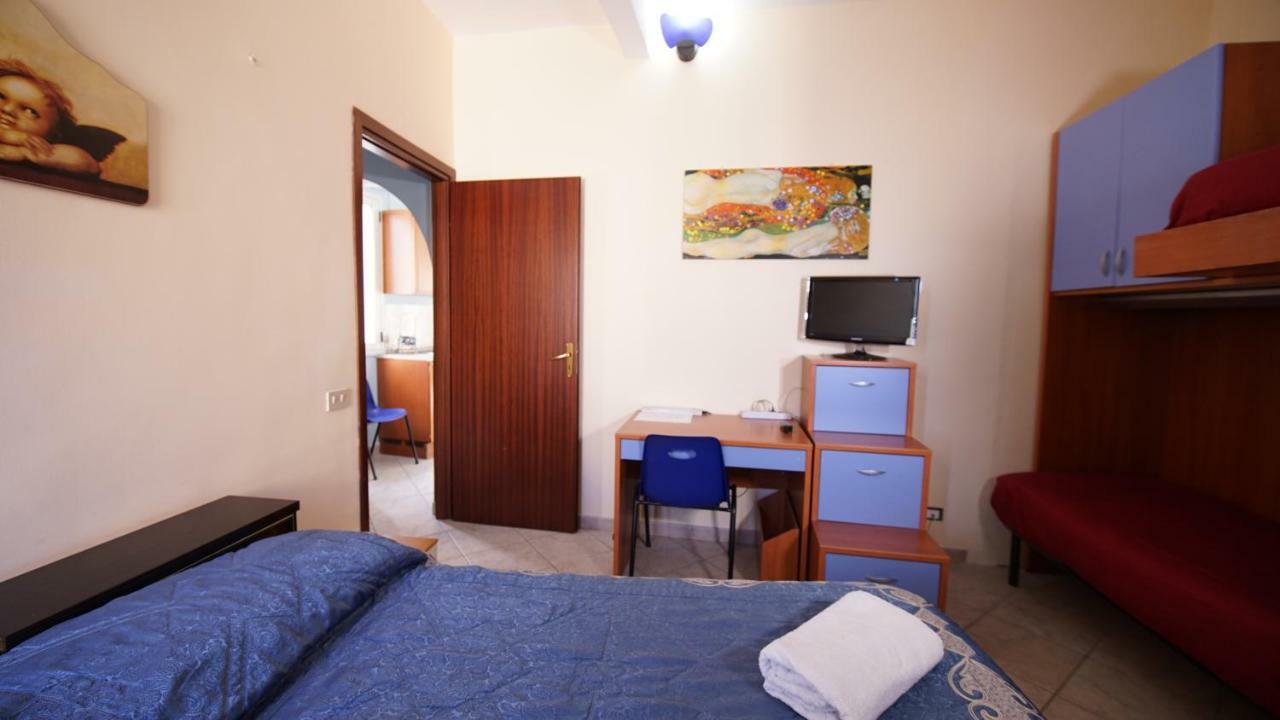 Ferienwohnung Casa Eleonora Campofelice Di Roccella Exterior foto