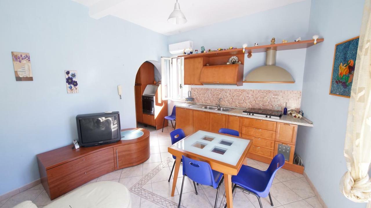 Ferienwohnung Casa Eleonora Campofelice Di Roccella Exterior foto