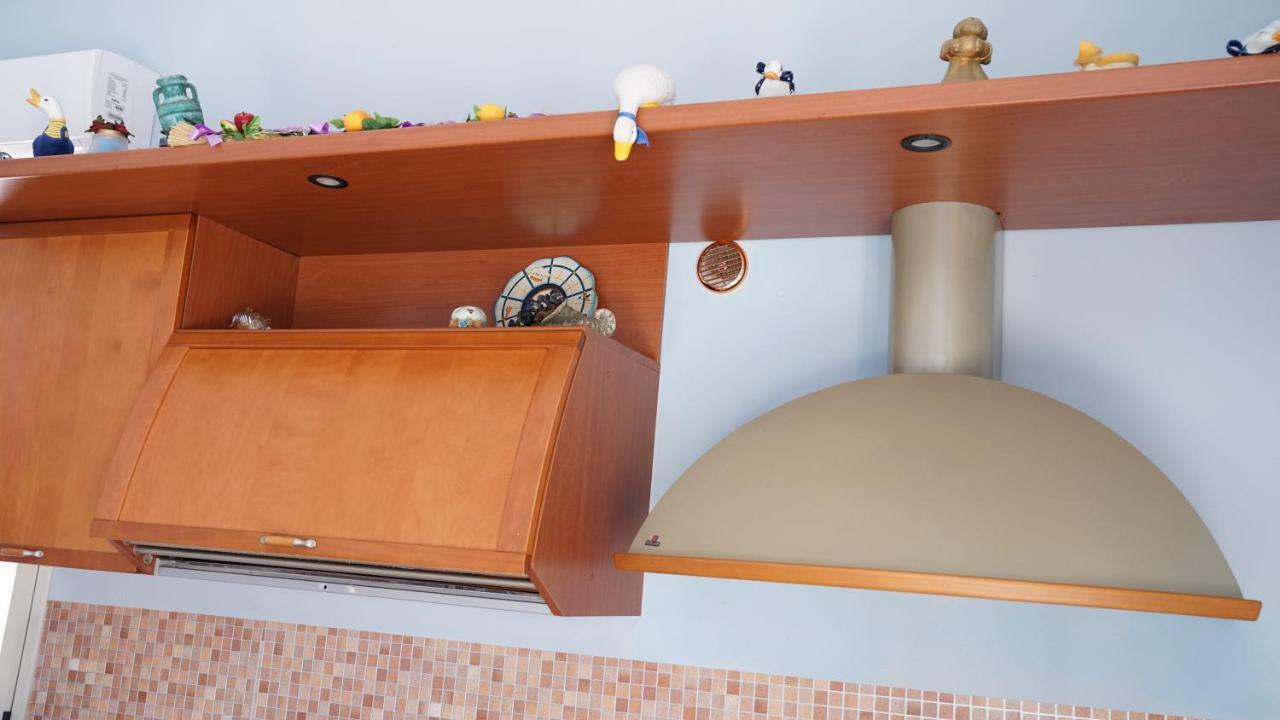Ferienwohnung Casa Eleonora Campofelice Di Roccella Exterior foto